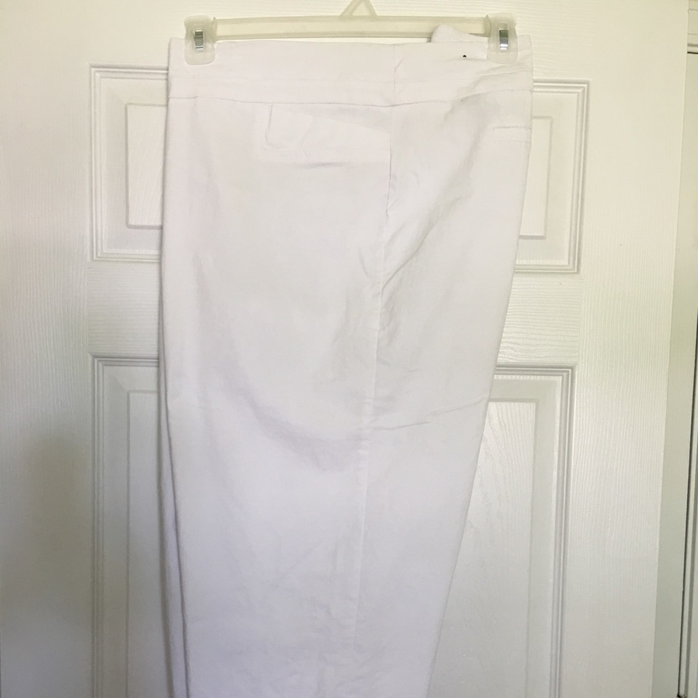 💫ZAC & RACHEL CAPRIS Size 22